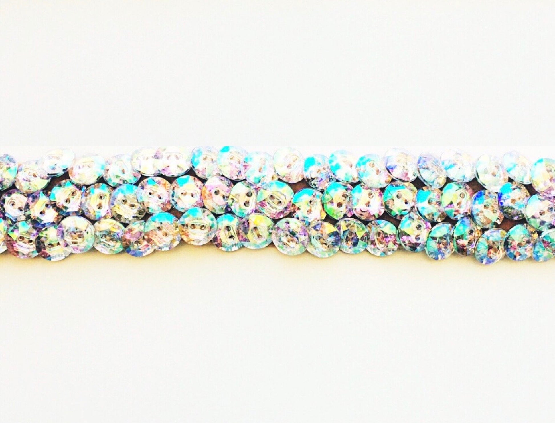 ailani  transluscent rhinestone button choker