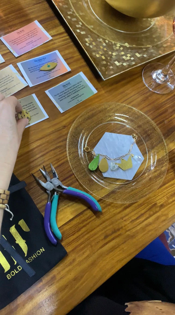 Girls Night | Charm Bracelet Experience