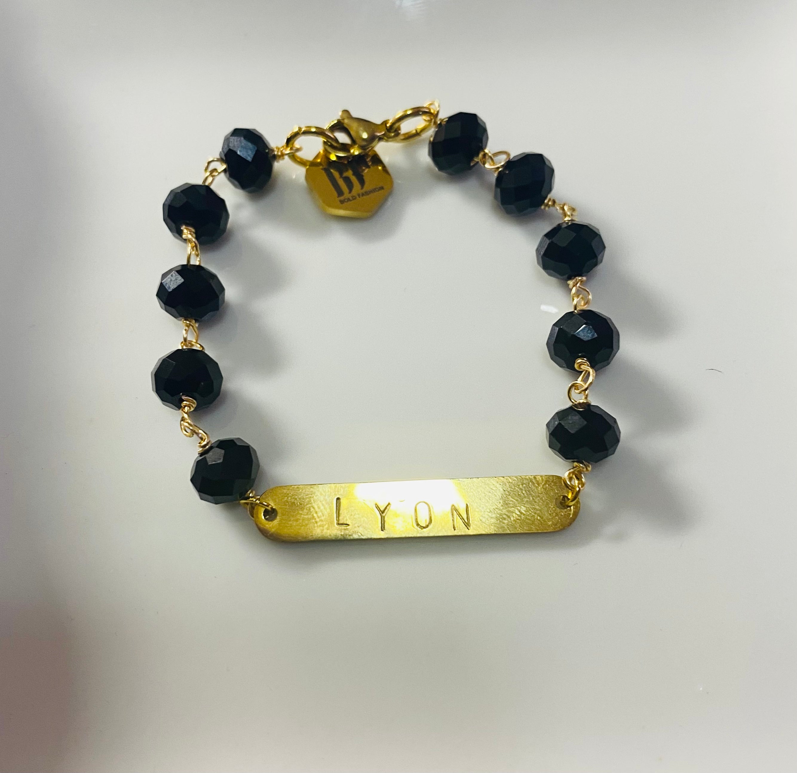Name plate bracelet