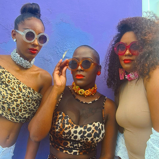 Vintage Queen sunglasses