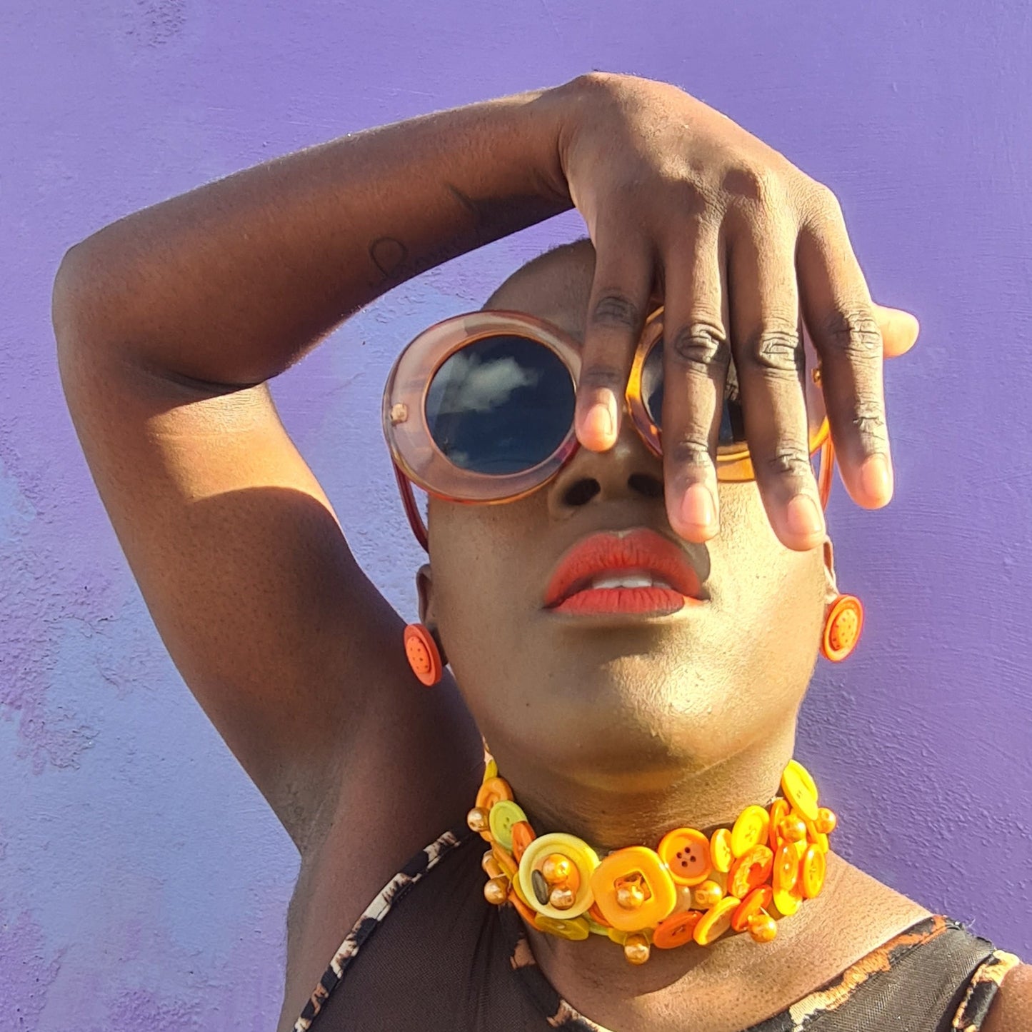 Vintage Queen sunglasses
