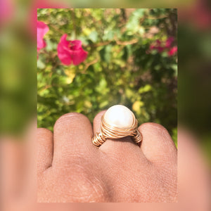 Amari cream pearl ring